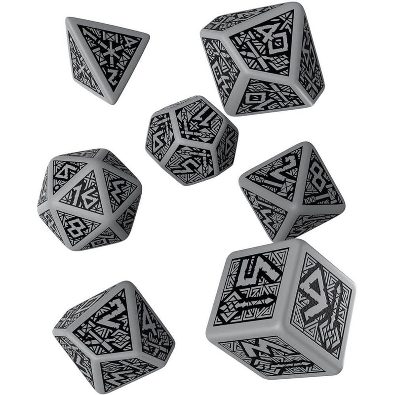 Q Workshop Dwarven Dice Set of 7